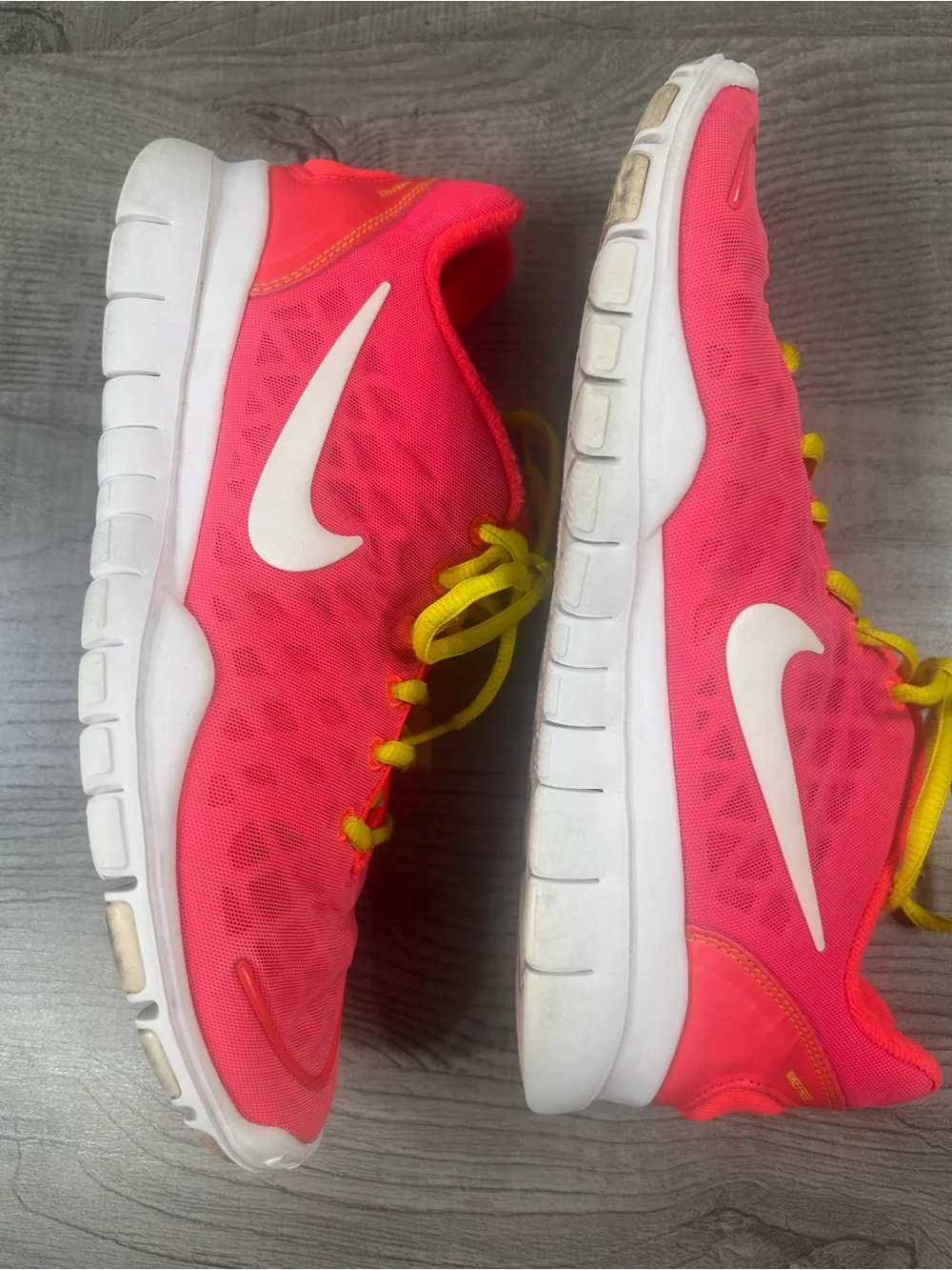 Nike Swift Women's Running Shoes - Pink/Yellow Size 8